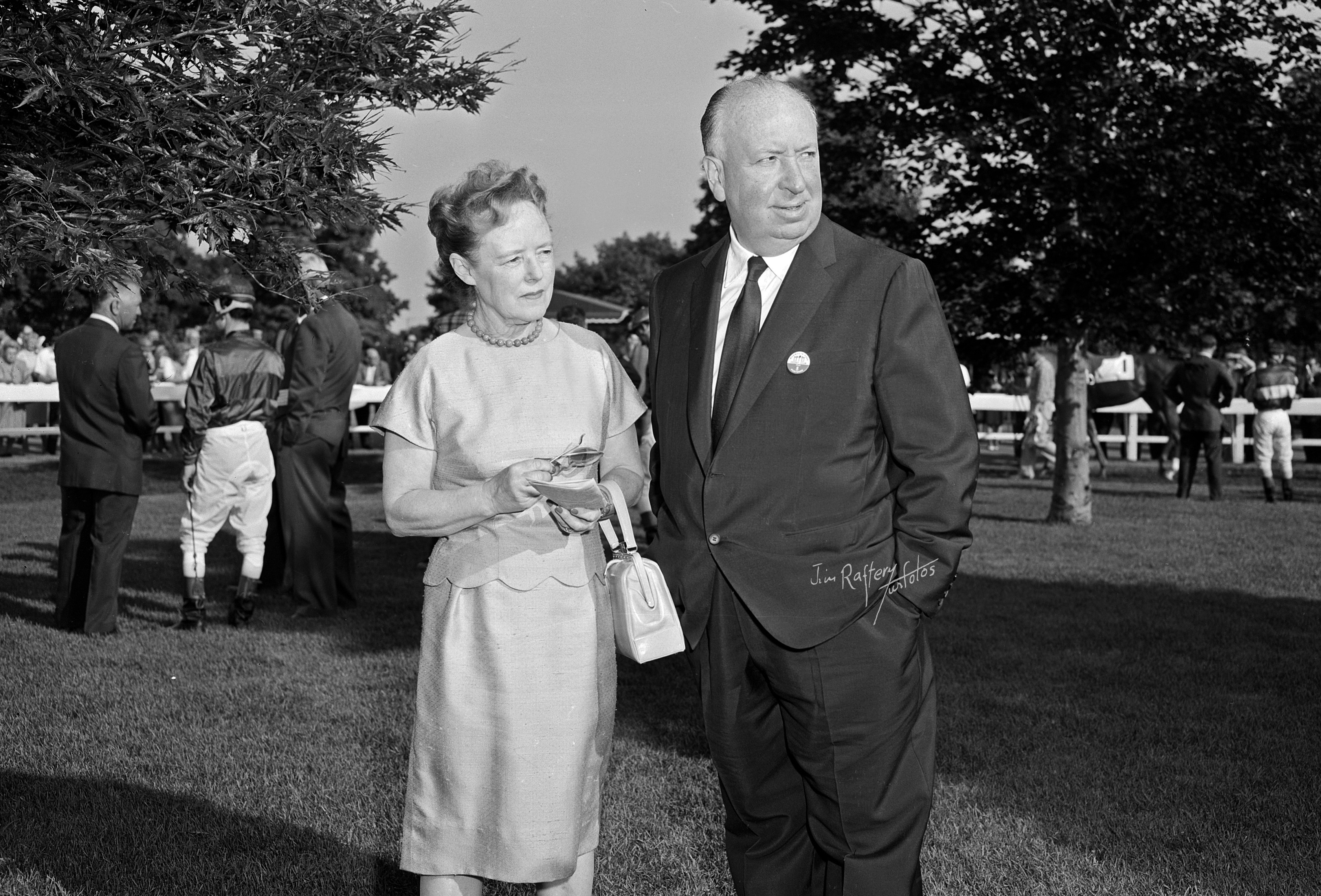 Mr. and Mrs. Alfred Hitchcock at Monmouth Park, June 17, 1961 (Jim Raftery Turfotos)