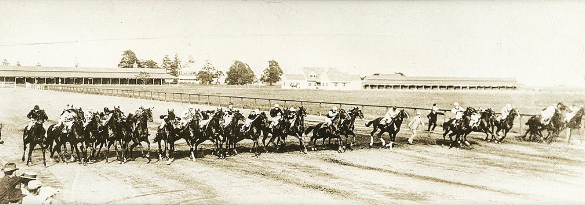 1995.1.1102: Start of the 1902 Futurity (Museum Collection)