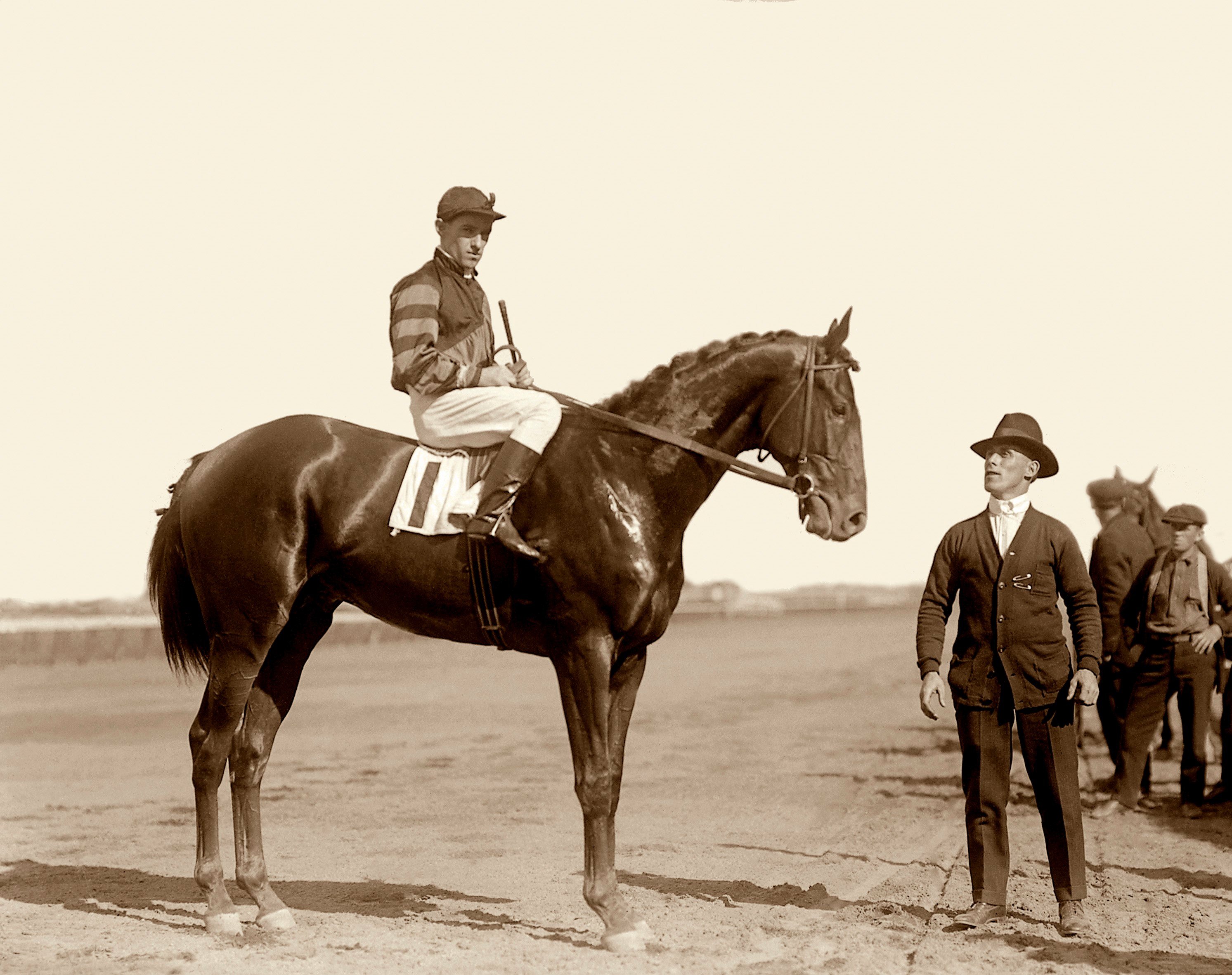 Man o' War (John Loftus up) in the 1919 Futurity Stakes (Keeneland Library Cook Collection)