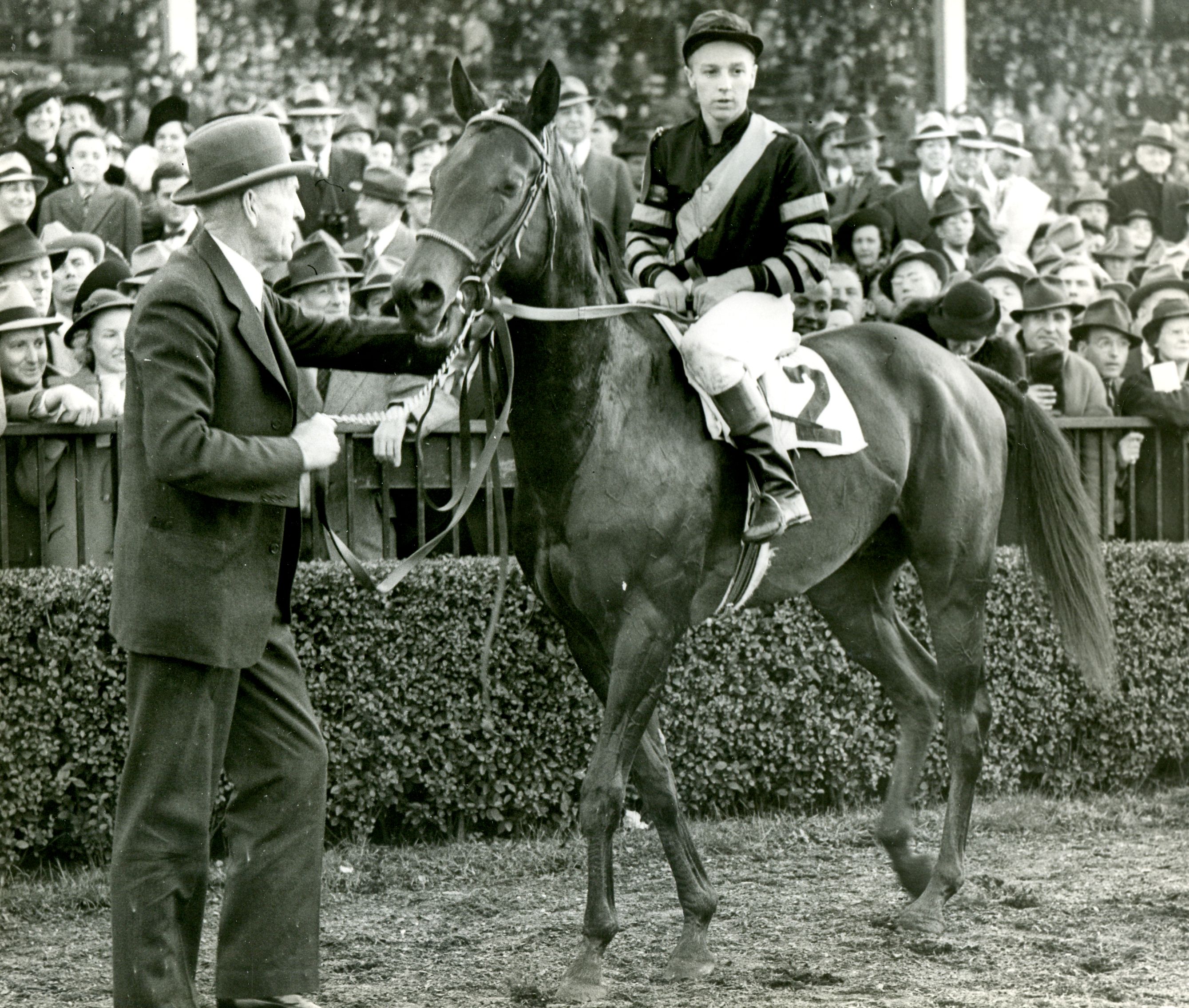 War Admiral with Charles Kurtsinger up (Museum Collection)