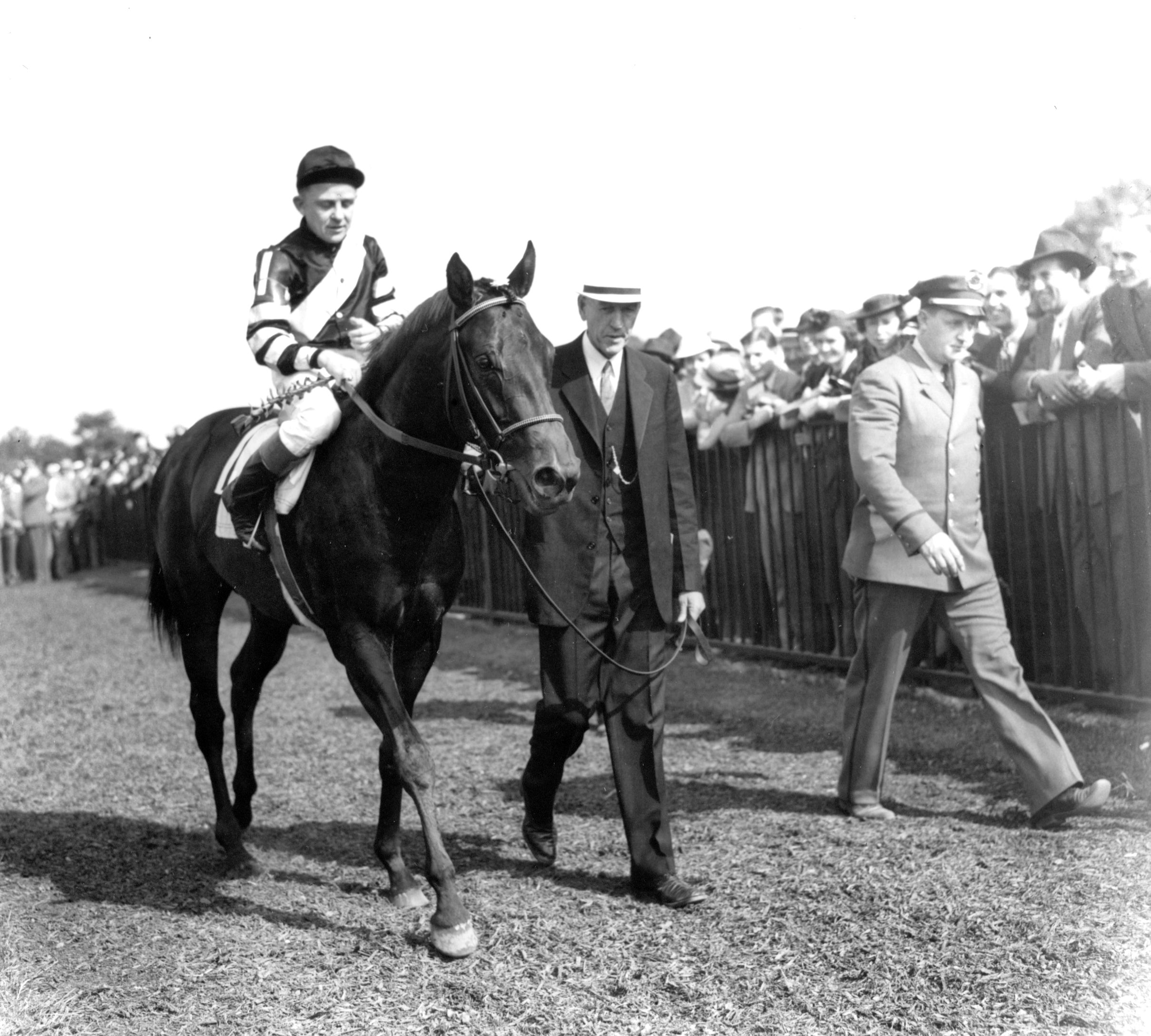 Charles Kurtsinger and War Admiral at the 1937 Belmont Stakes (Keeneland Library Morgan Collection/Museum Collection)