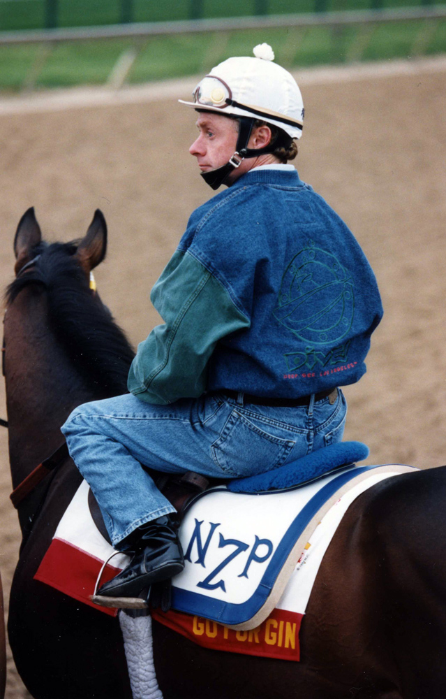 Chris McCarron and Go For Gin during morning workouts at Pimlico in May 1994 (Barbara D. Livingston/Museum Collection)