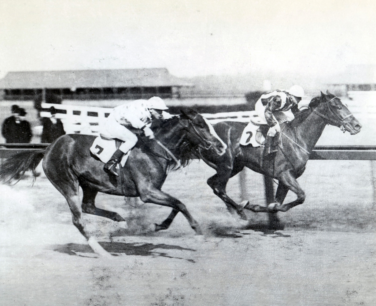 Walter Miller and Frizette winning a race at Aqueduct (Museum Collection)
