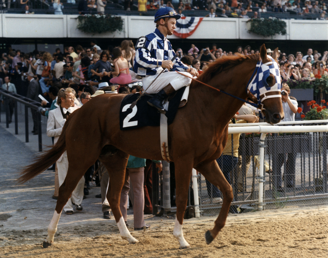Ron Turcotte and Secretariat entering the track for the 1973 Belmont Stakes (Bob Coglianese/Museum Collection)
