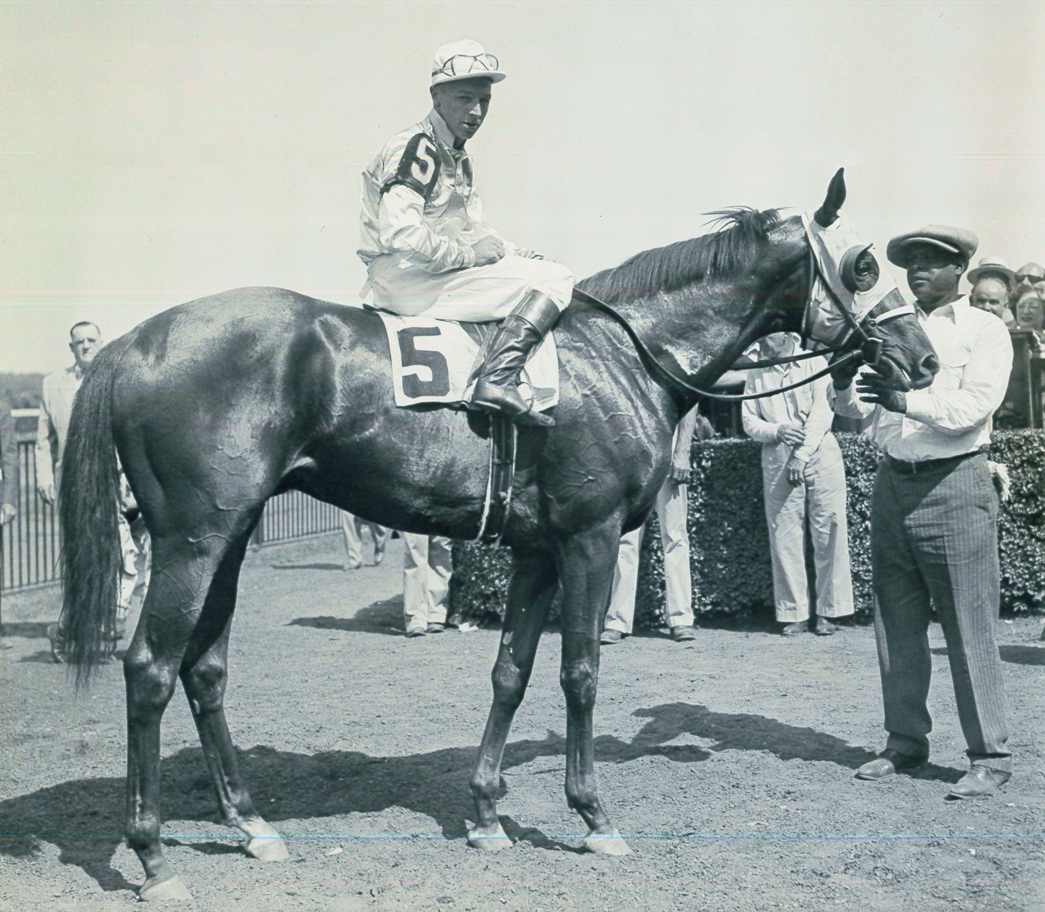 Wayne Wright aboard Mist o' Gold after winning the 1945 Saratoga Special at Saratoga (Bert Morgan/Museum Collection)