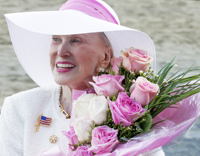 Marylou Whitney at Saratoga, August 2016 (Barbara D. Livingston)