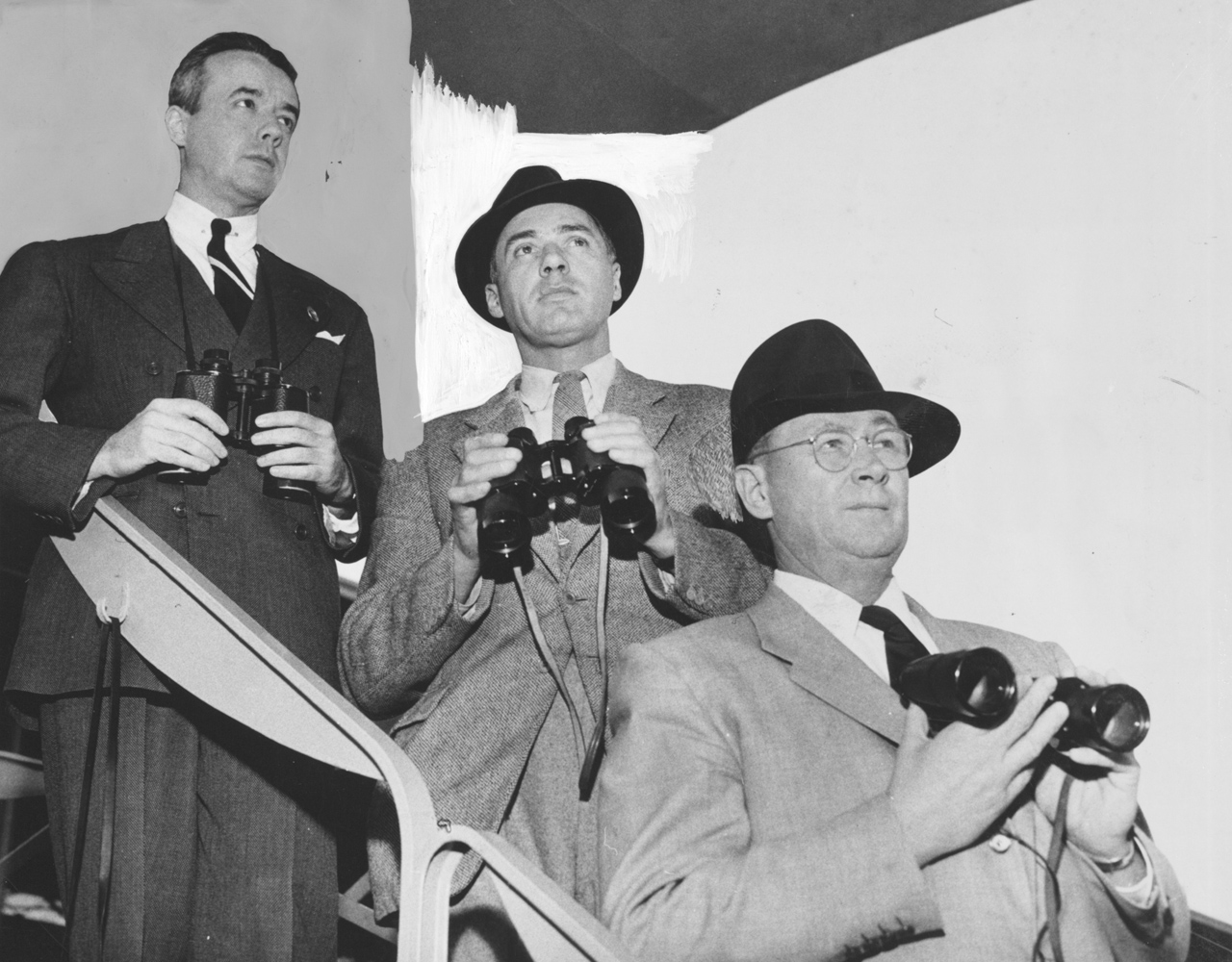 Frank E. Kilroe as assistant racing secretary and placing judge with Aiden Roark and Jeff Cravath at Santa Anita Park (Keeneland Library Thoroughbred Times Collection)