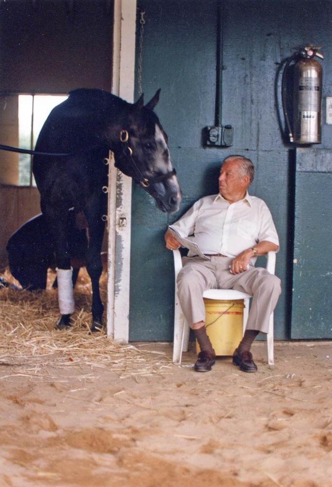 Jimmy Croll visiting with Holy Bull in the barn, July 1994 (Barbara Ann Giove Coletta/Museum Collection)