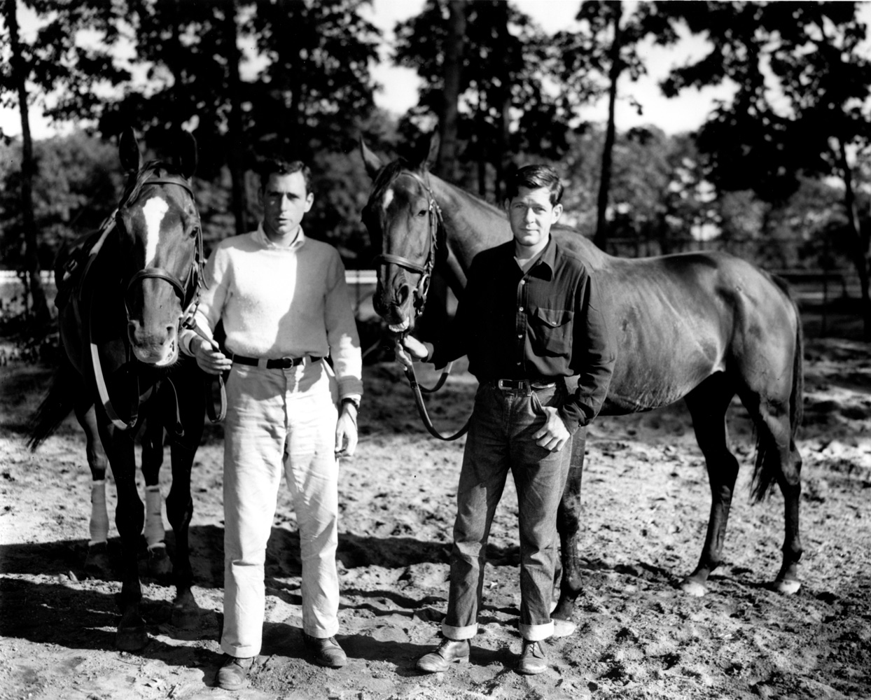 D.M. "Mikey" Smithwick holding Neji with brother A.P. "Paddy" Smithwick holding Ancestor at Belmont, September 1957 (Keeneland Library Morgan Collection/Museum Collection)