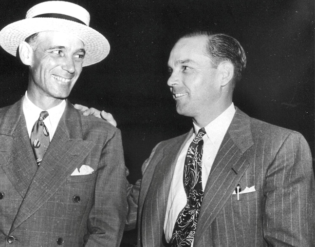 Sherill Ward (right) with father and fellow trainer John Sherill Ward (right) at the Keeneland Summer Sales in 1947 (The BloodHorse/Museum Collection)